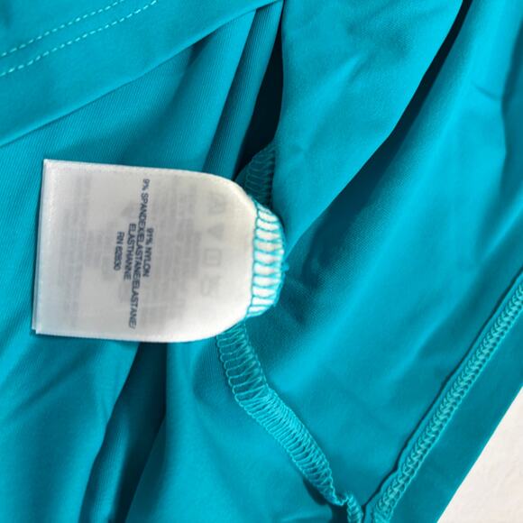 Lands end Kids rash guard swim shirt. Size M 10-12. Aqua blue. Swimwear. - Picture 4 of 6